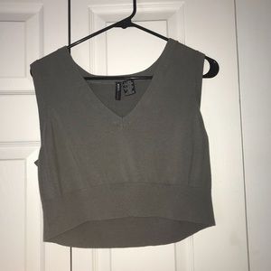 Women’s crop top